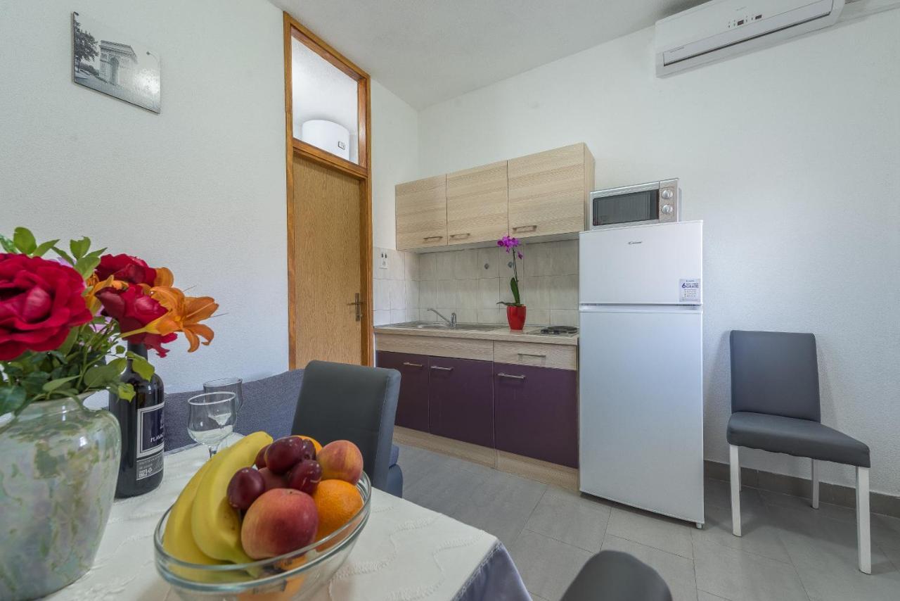 Apartmani Mlinar9 #2 Gornji Karin Eksteriør bilde