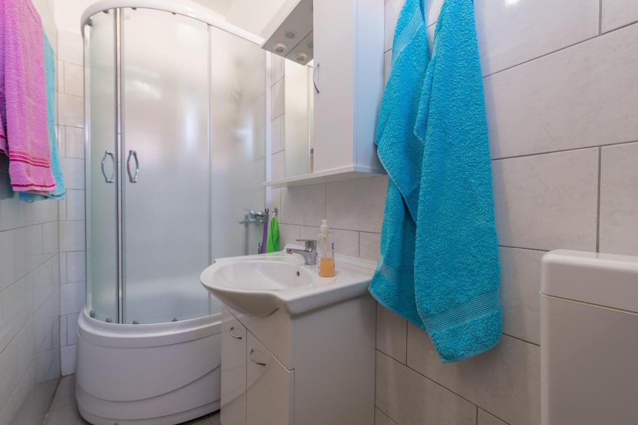 Apartmani Mlinar9 #2 Gornji Karin Eksteriør bilde