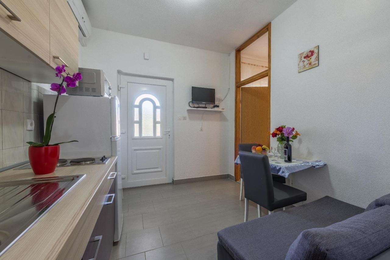 Apartmani Mlinar9 #2 Gornji Karin Eksteriør bilde