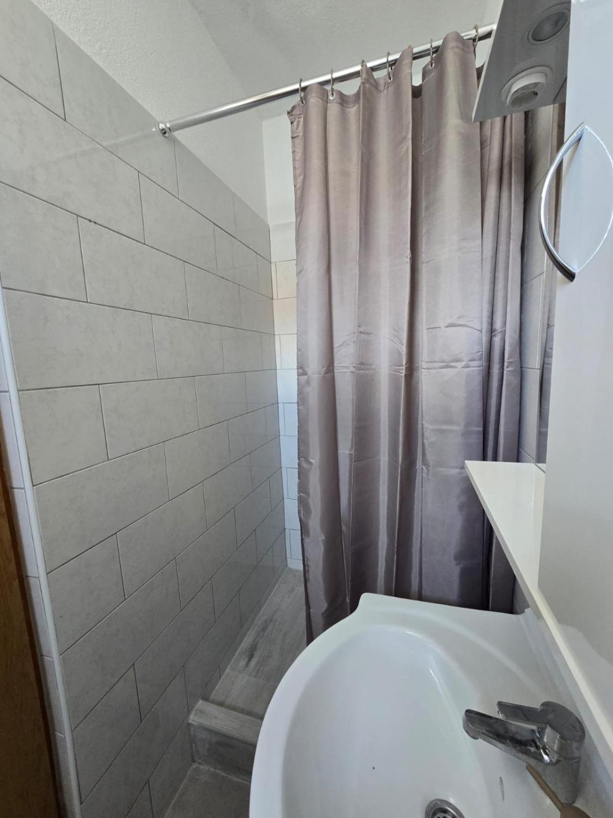 Apartmani Mlinar9 #2 Gornji Karin Eksteriør bilde